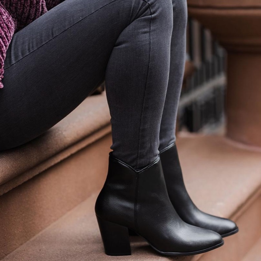 Black Leather Uptown Boot - Excellent Condition